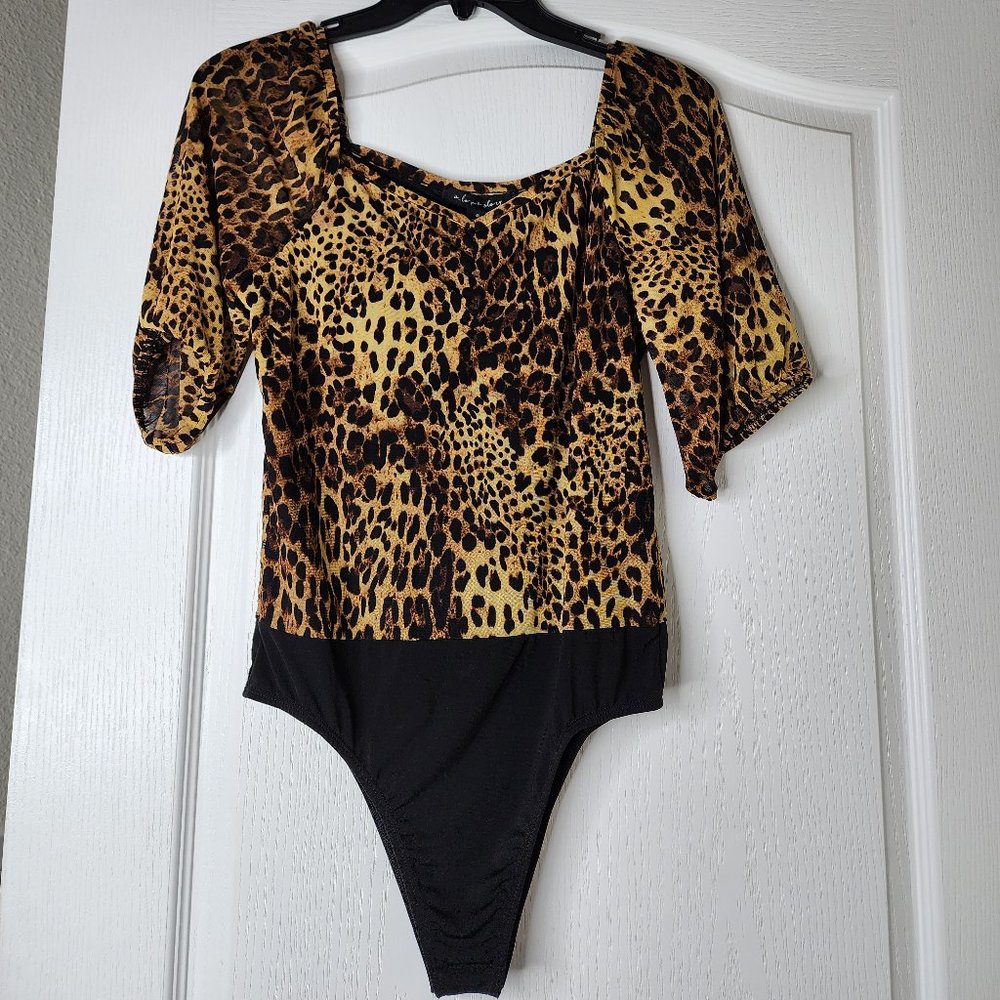 Leopard Print bodysuit